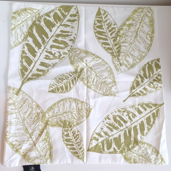 Phantoscope Decorative Pillow Covers | Set of 4 | 18"x18" | Blue & Green Leaf - Picture 6 of 8